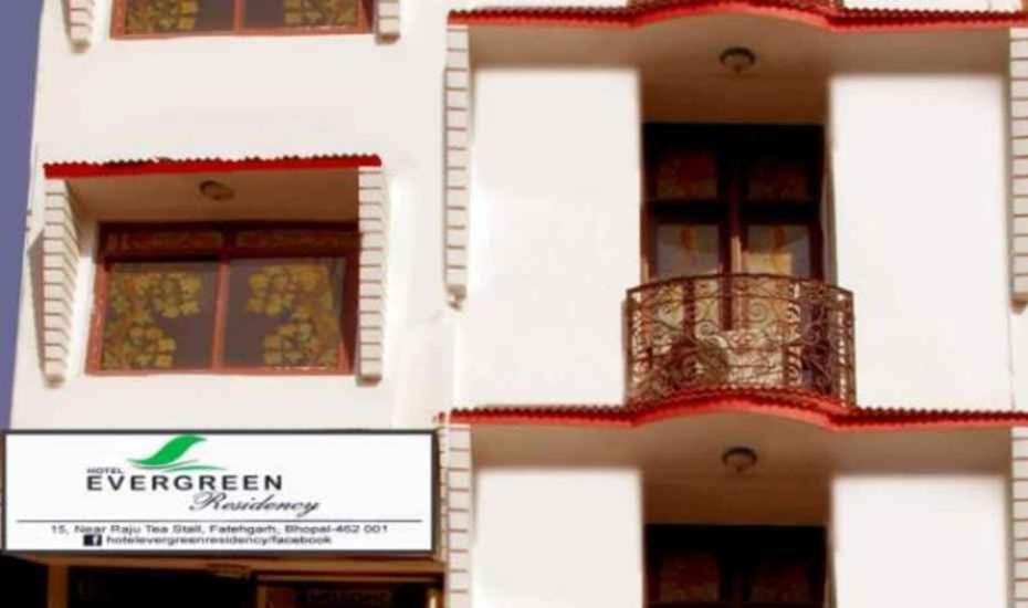 Oyo 27711 Hotel Evergreen Residency Bhopal Buitenkant foto